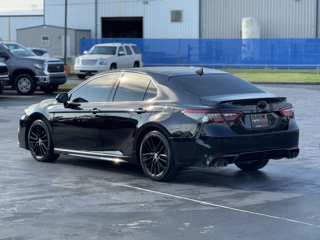 2022 Toyota Camry Image 9