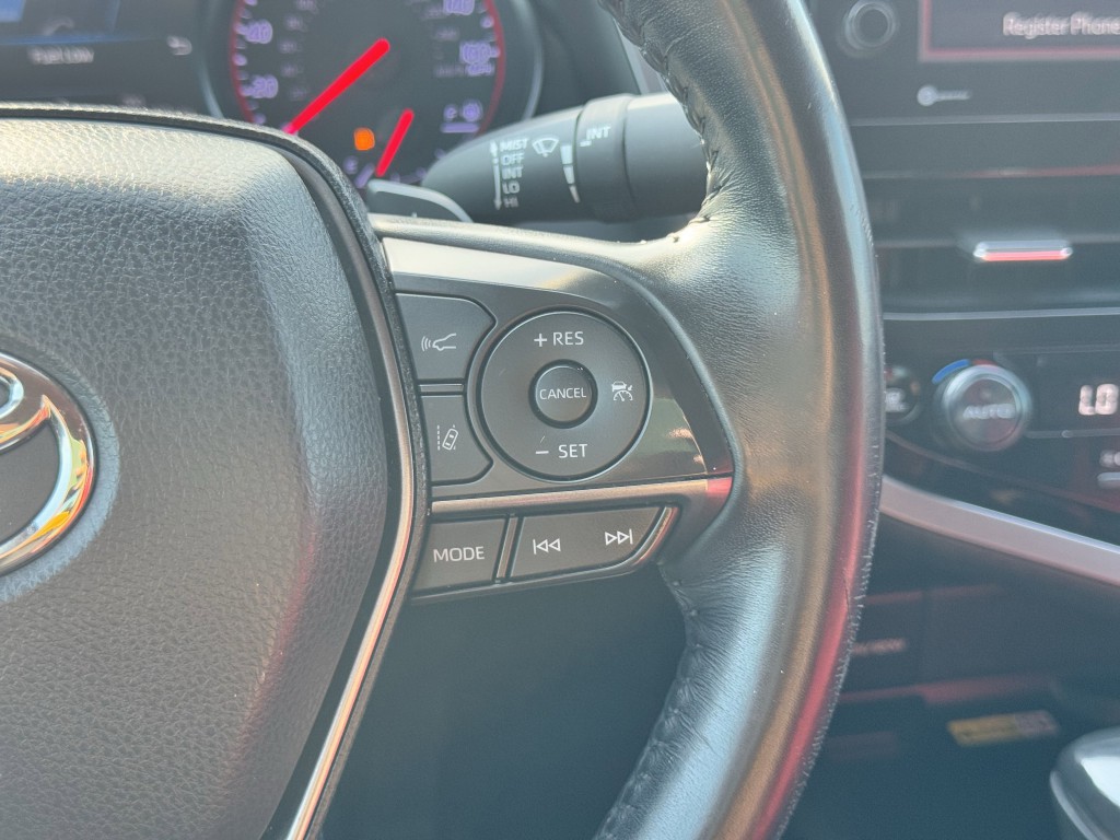 2022 Toyota Camry Image 17