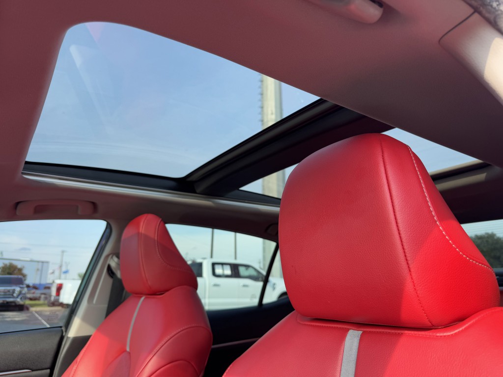 2022 Toyota Camry Image 28