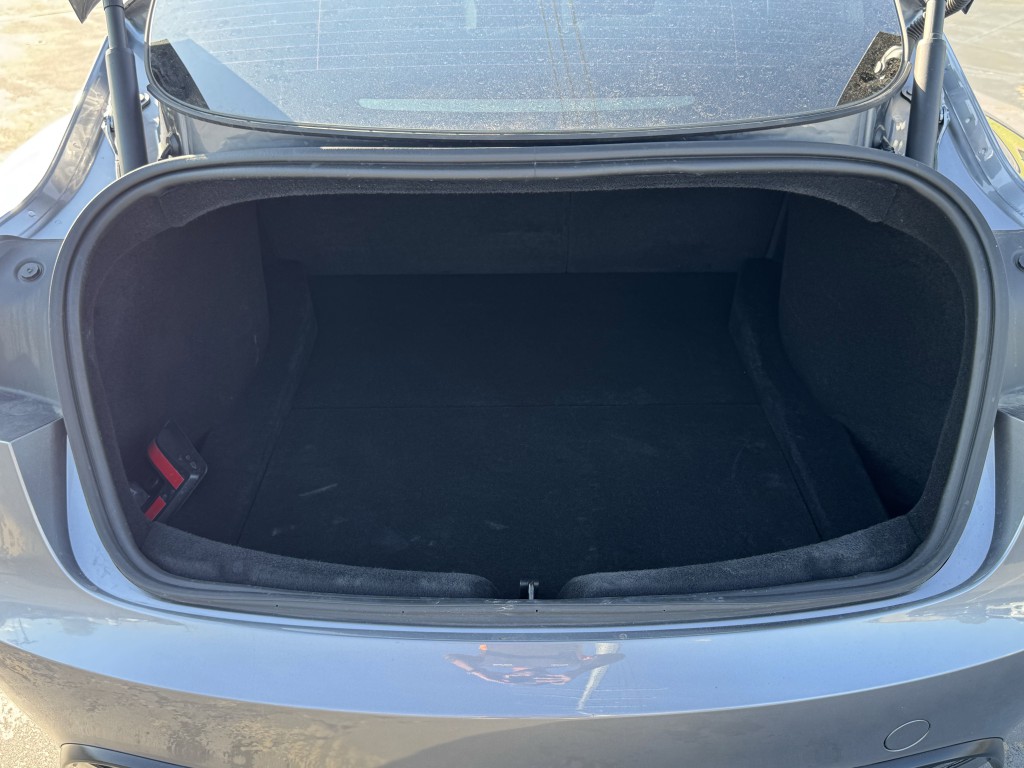 2024 Tesla Model 3 Image 28