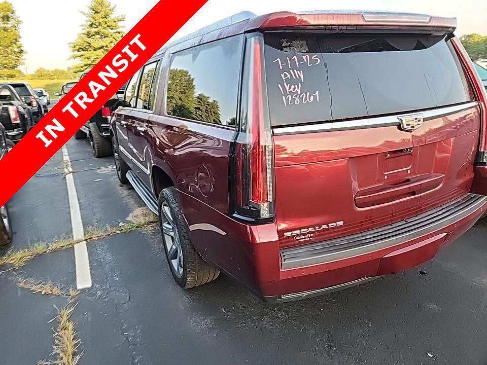 2017 Cadillac Escalade Image 6