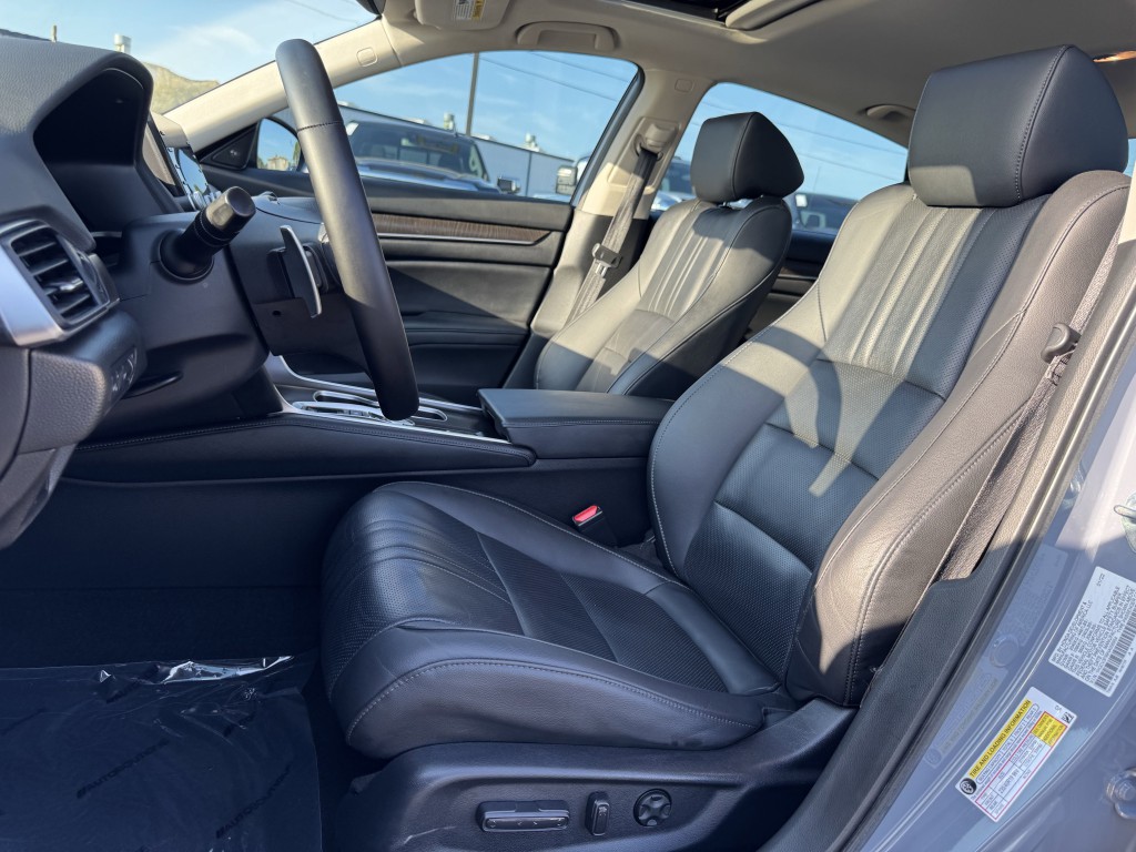 2022 Honda Accord Image 25
