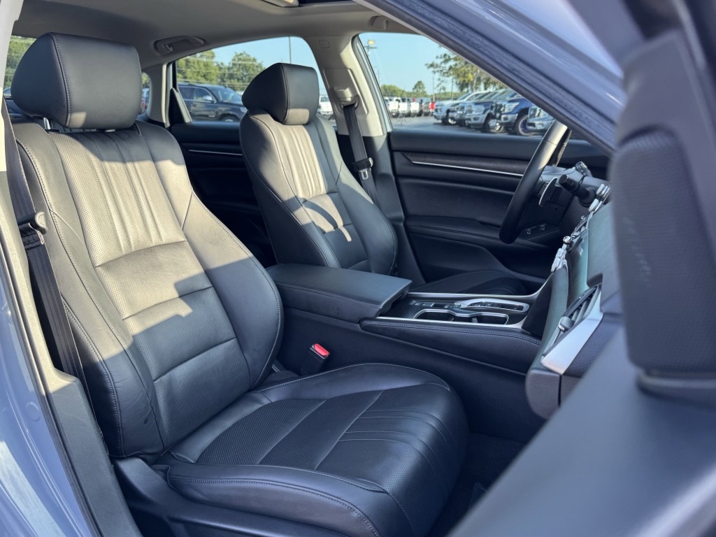 2022 Honda Accord Image 26