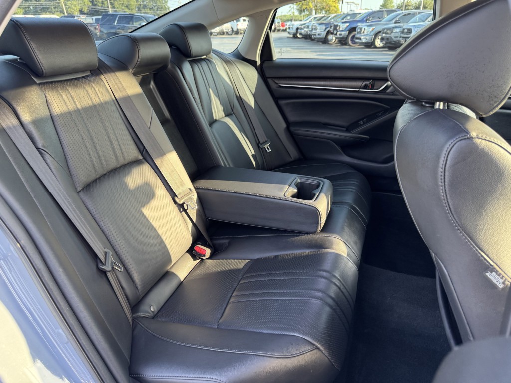 2022 Honda Accord Image 28