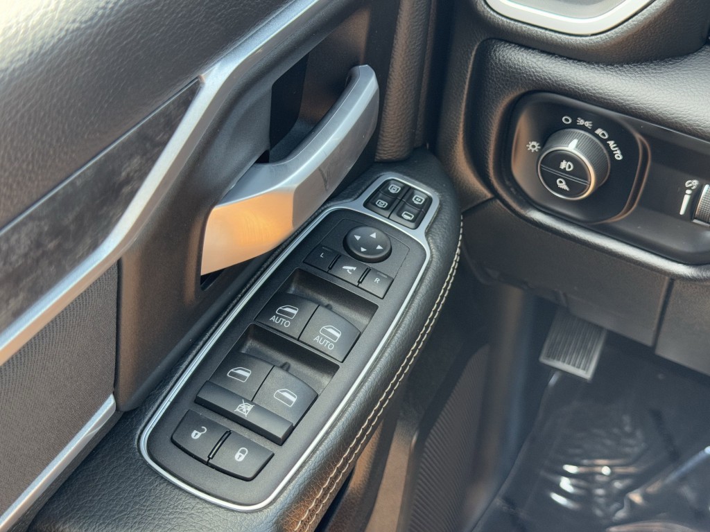 2024 RAM 2500 Image 21