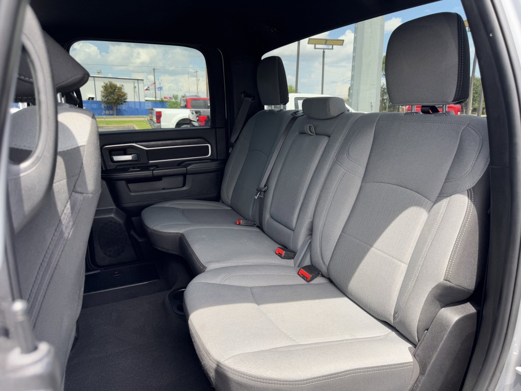 2024 RAM 2500 Image 27