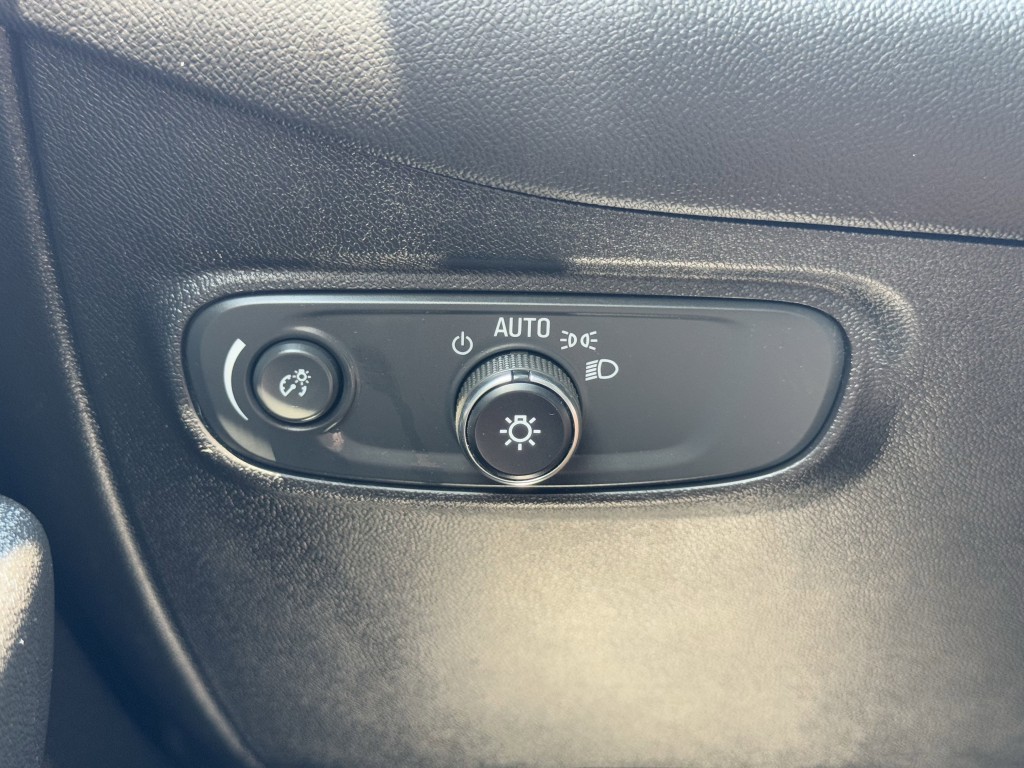 2018 Chevrolet Equinox Image 23