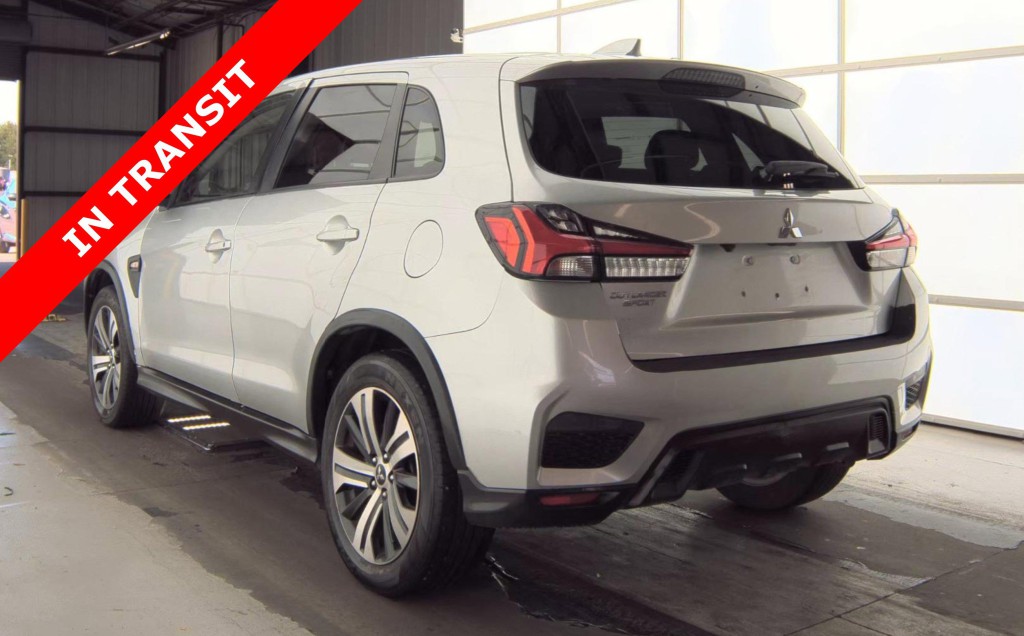 2021 Mitsubishi Outlander Image 7