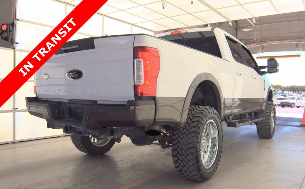2017 Ford F-250 Image 6
