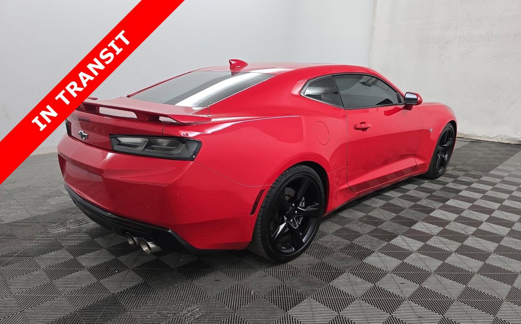 2017 Chevrolet Camaro Image 6