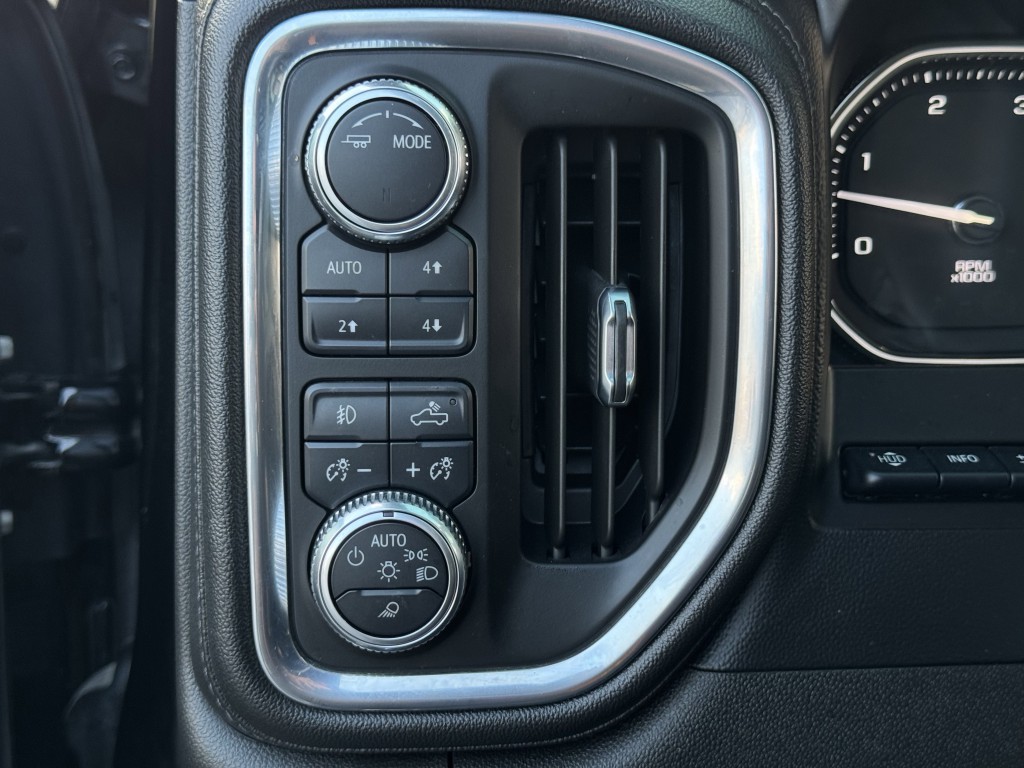 2021 GMC Sierra 3500 Image 27