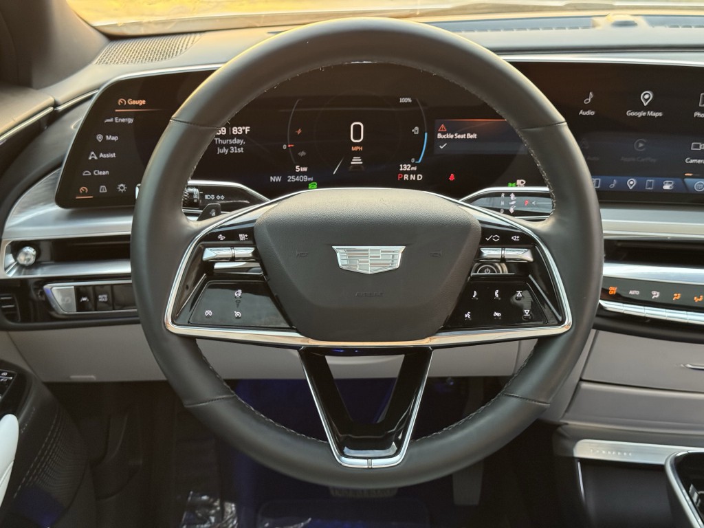 2024 Cadillac Lyriq Image 17