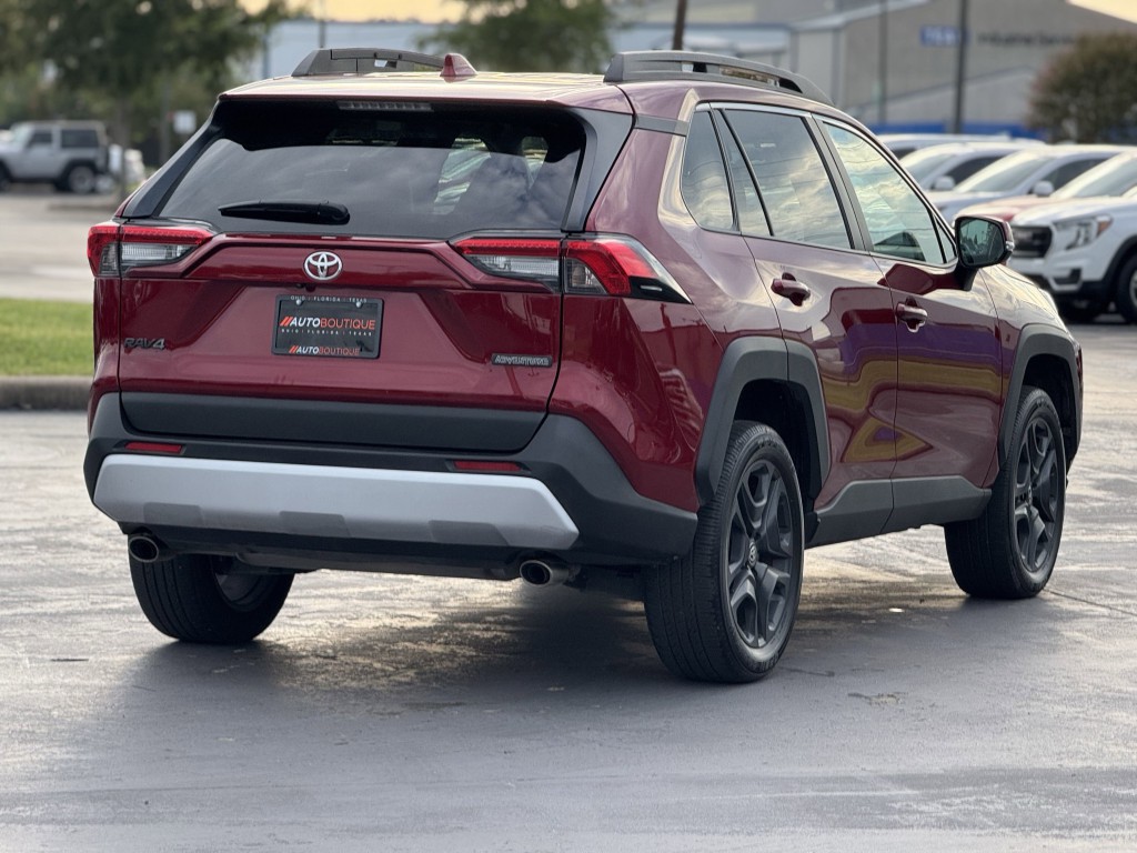 2024 Toyota Rav4 Image 10