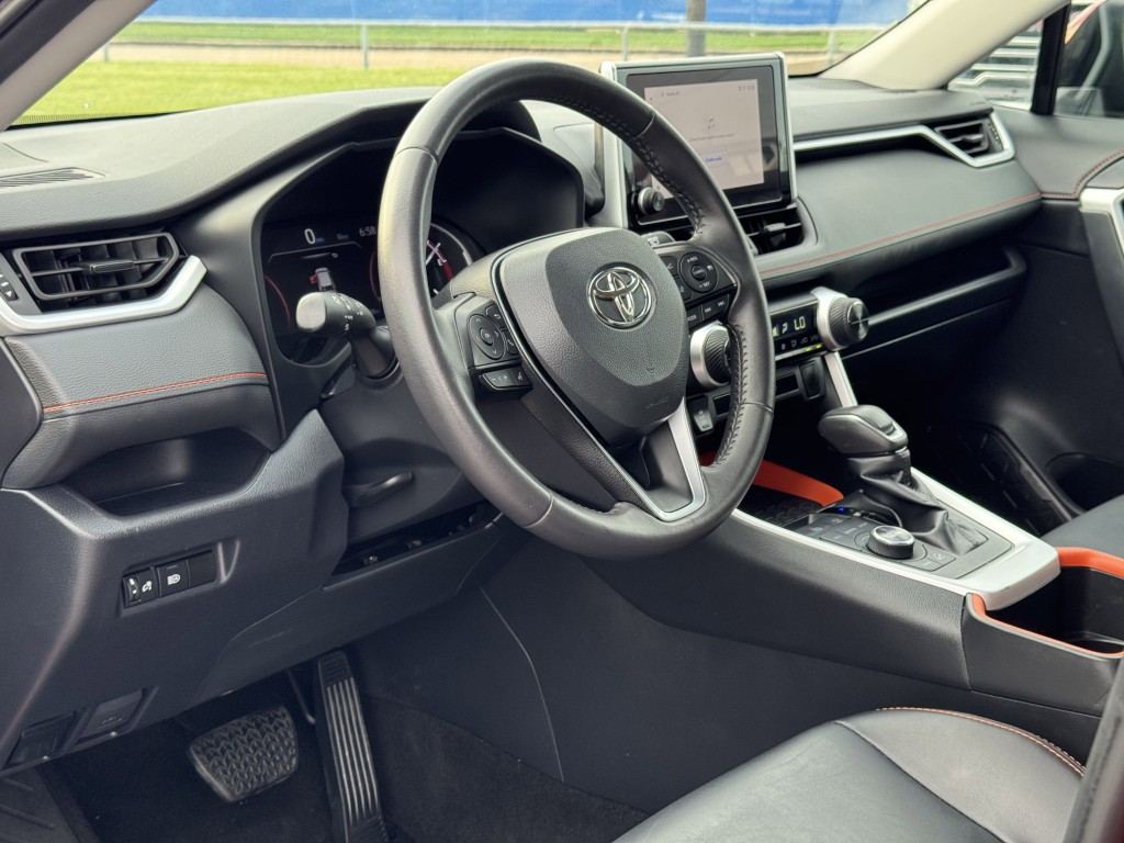 2024 Toyota Rav4 Image 12