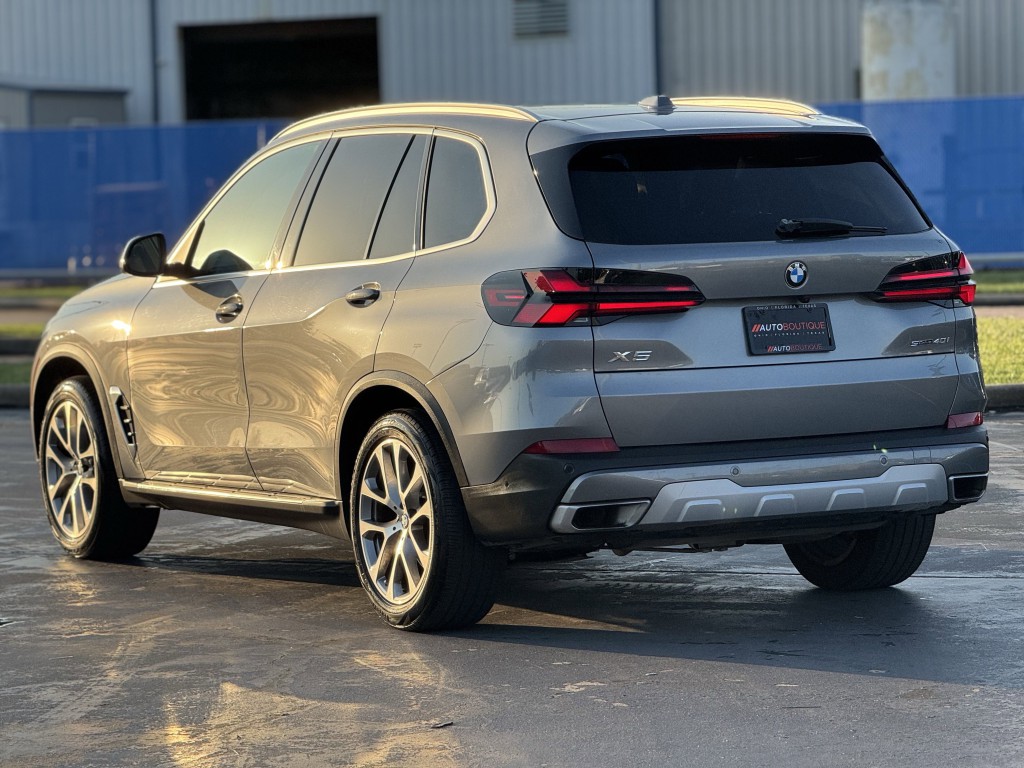 2024 BMW X5 Image 10