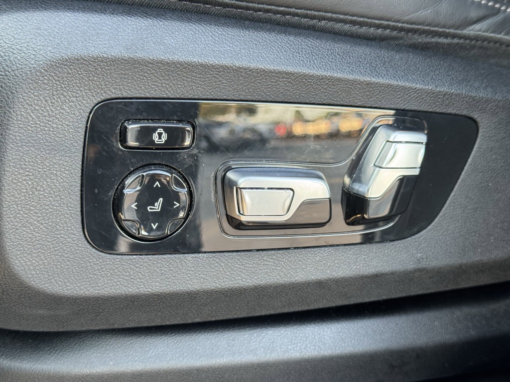 2024 BMW X5 Image 25