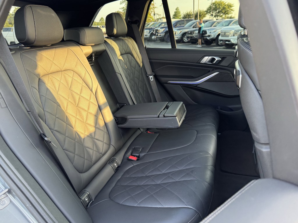 2024 BMW X5 Image 28