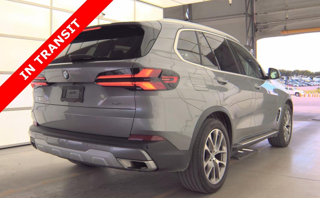 2024 BMW X5 Image 5