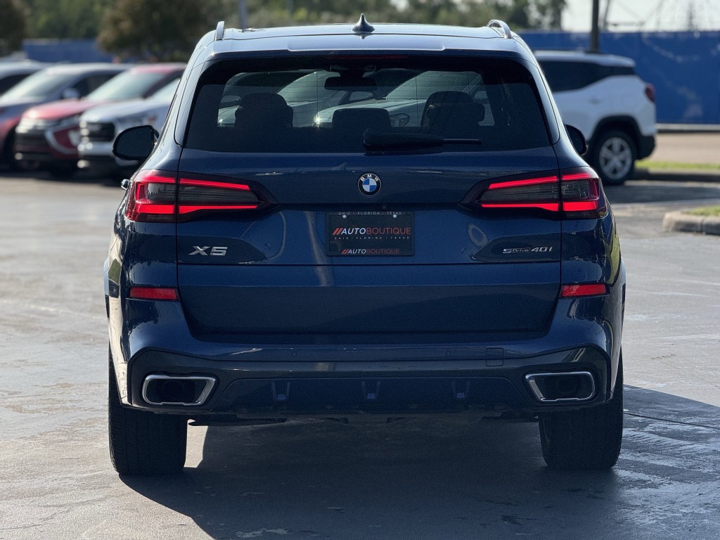 2022 BMW X5 Image 9