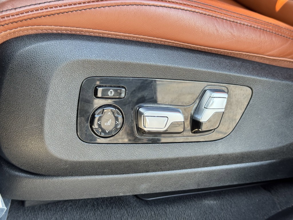 2022 BMW X5 Image 32