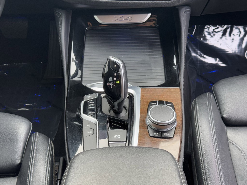 2019 BMW X4 Image 22