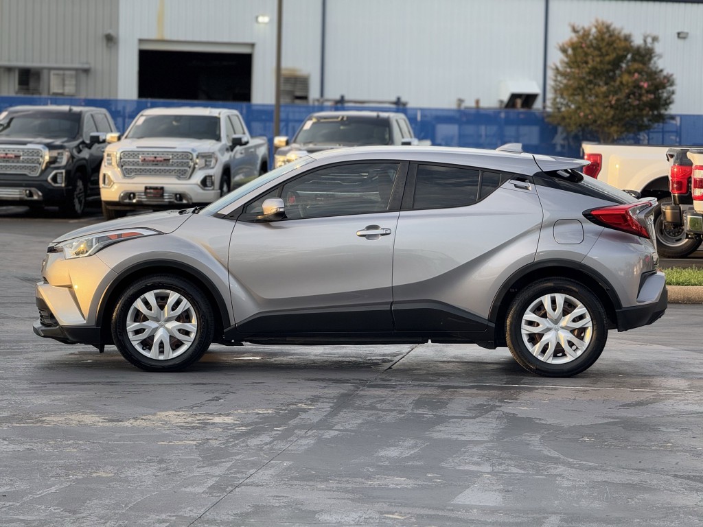 2019 Toyota C-HR Image 8
