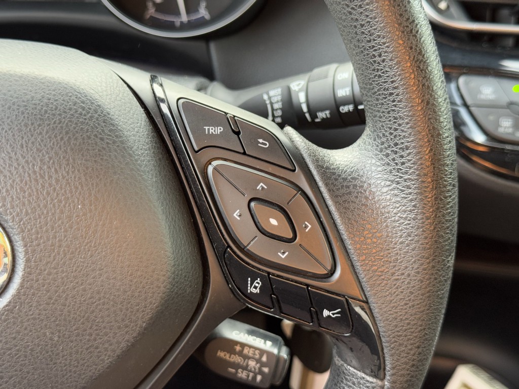 2019 Toyota C-HR Image 14