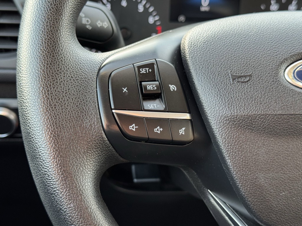 2022 Ford Escape Image 16
