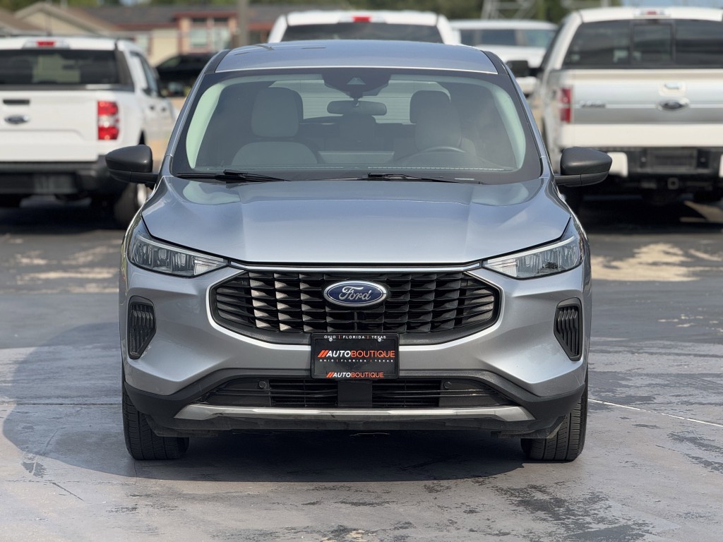 2023 Ford Escape Image 5