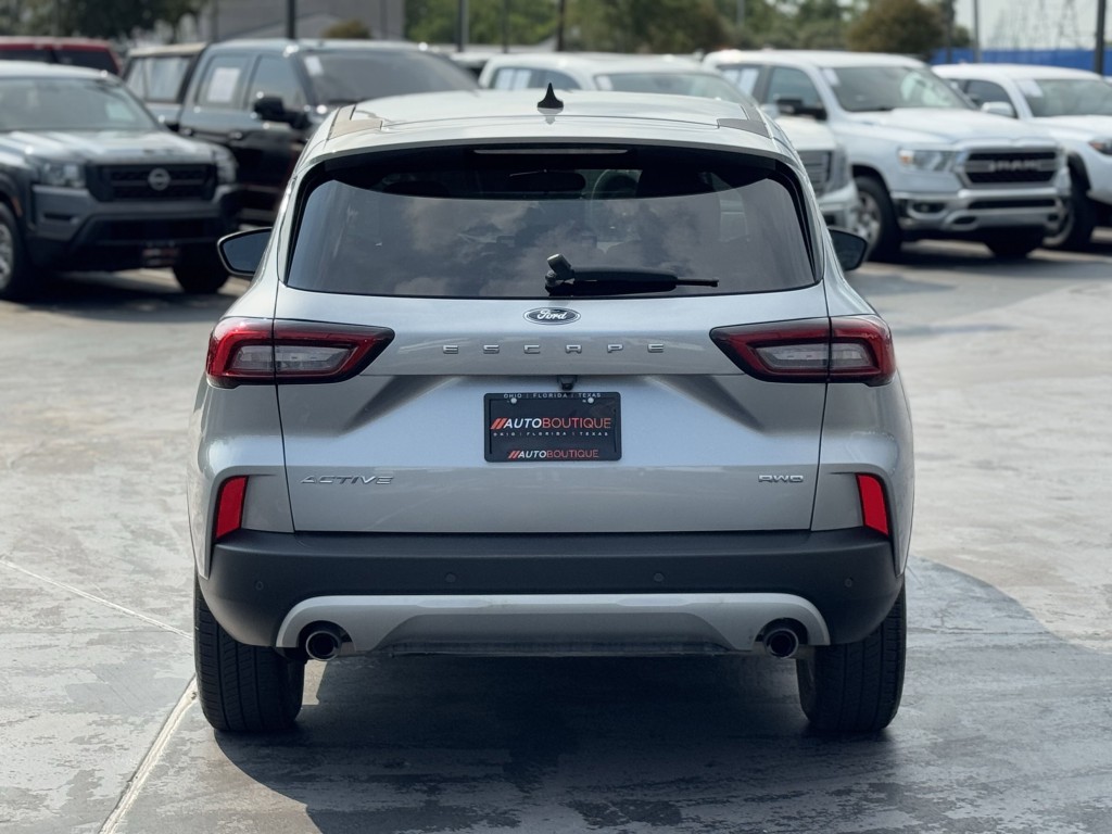 2023 Ford Escape Image 6