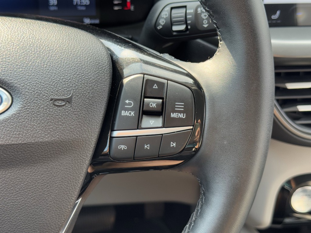 2023 Ford Escape Image 17