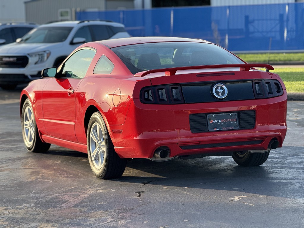2014 Ford Mustang Image 8