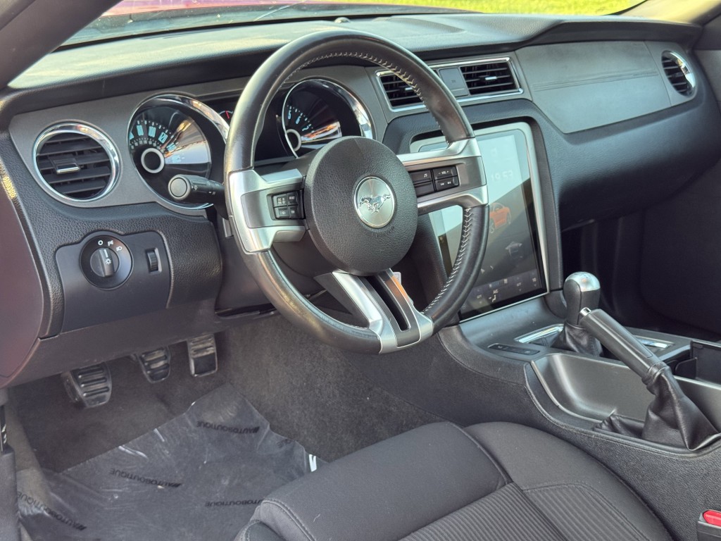 2014 Ford Mustang Image 12