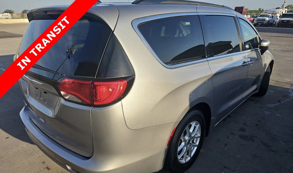 2021 Chrysler Voyager Image 6