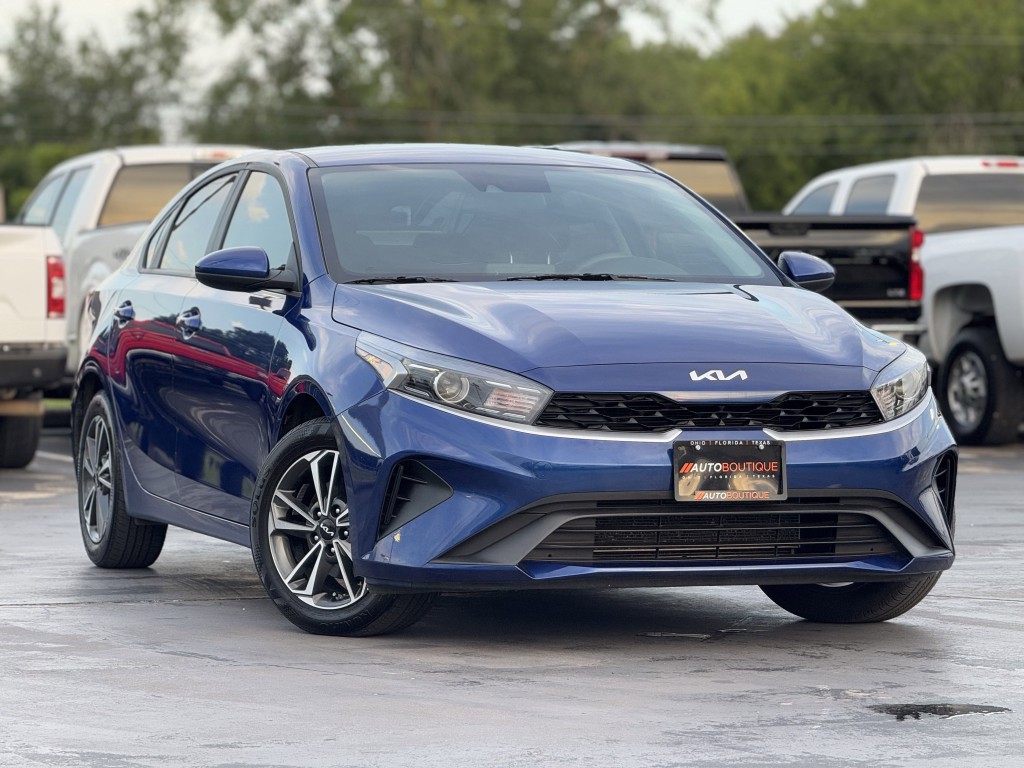 2024 Kia Forte Image 3