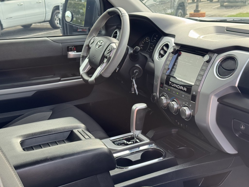 2020 Toyota Tundra Image 13