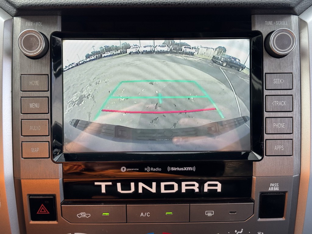 2020 Toyota Tundra Image 18