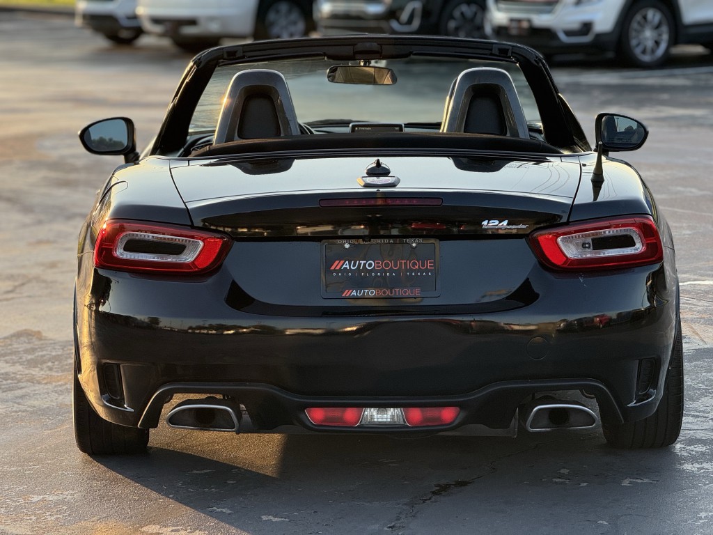 2018 FIAT 124 Spider Image 7
