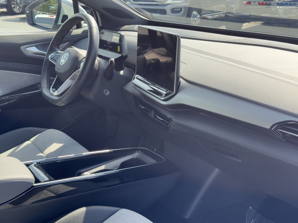 2025 Volkswagen Id.4 Image 13