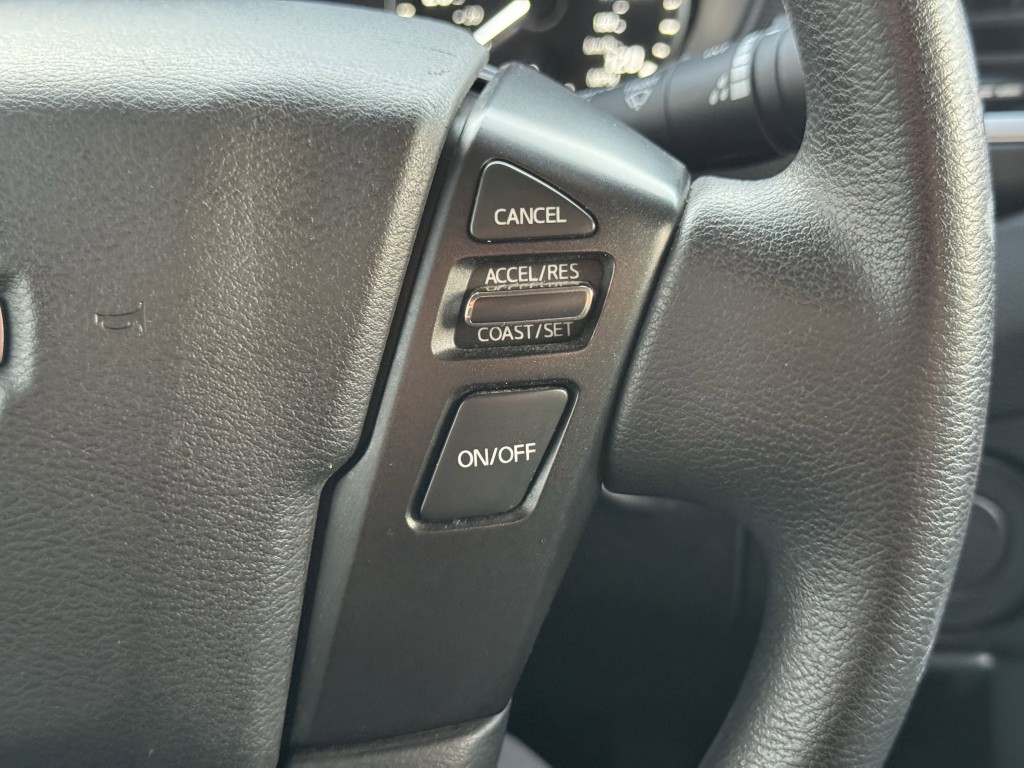 2022 Nissan Frontier Image 16