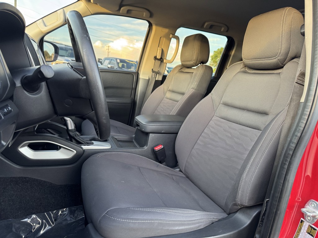 2022 Nissan Frontier Image 22