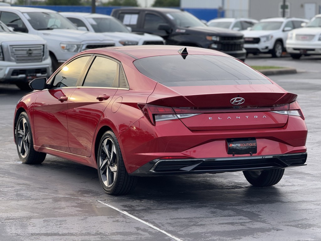 2021 Hyundai Elantra Image 10