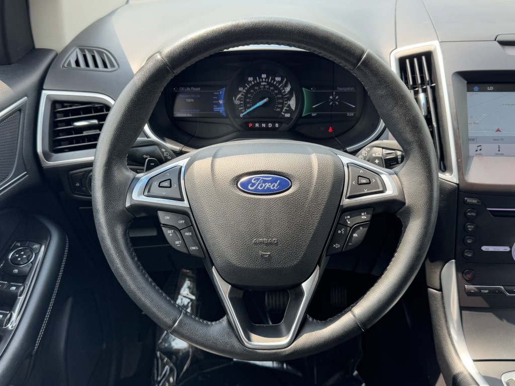 2017 Ford Edge Image 15