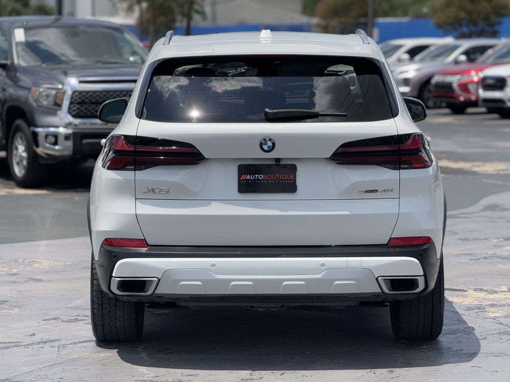 2025 BMW X5 Image 6
