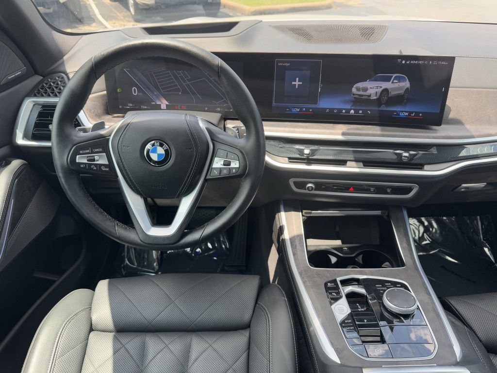 2025 BMW X5 Image 14