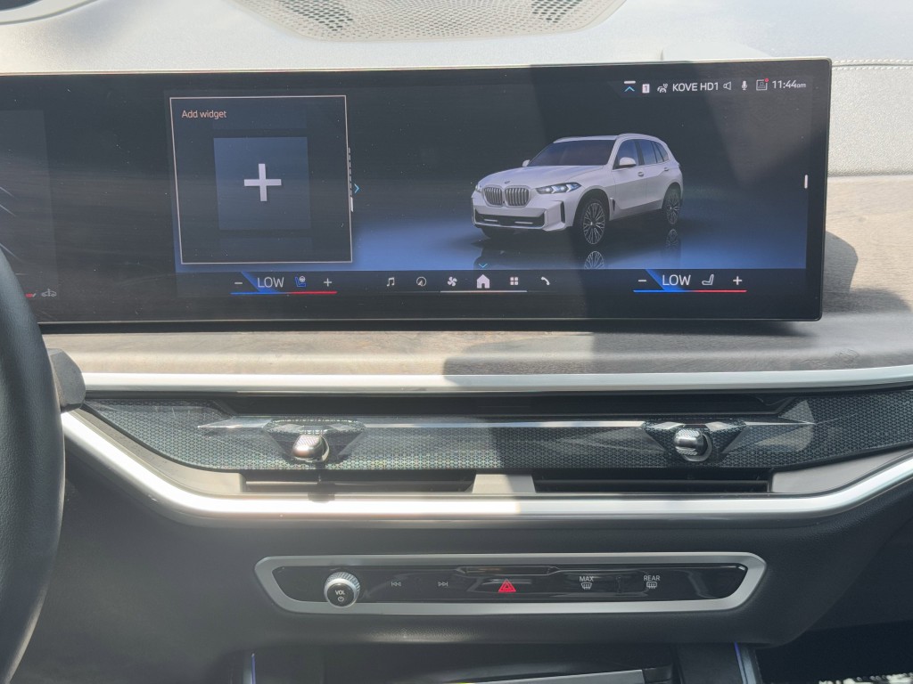 2025 BMW X5 Image 19