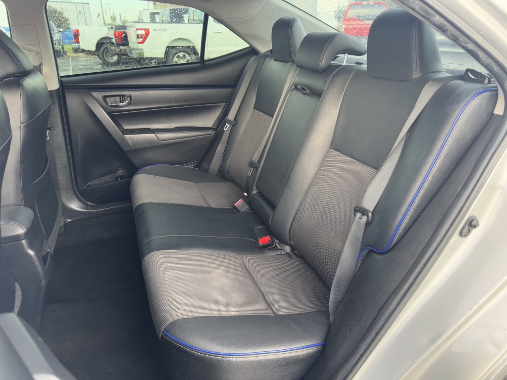 2018 Toyota Corolla Image 20