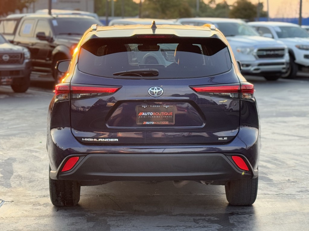 2021 Toyota Highlander Image 6
