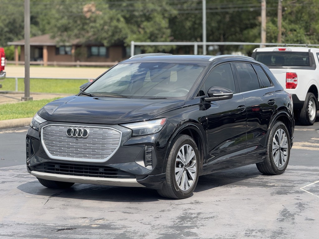 2023 Audi Q4 e-tron Image 7