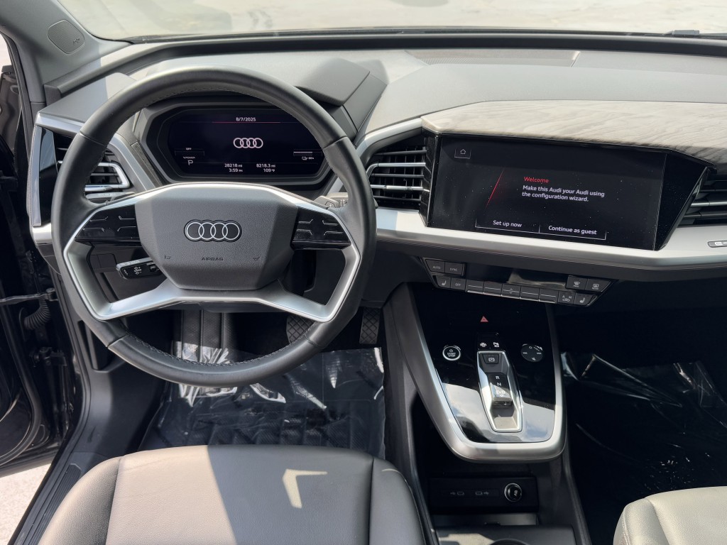 2023 Audi Q4 e-tron Image 13